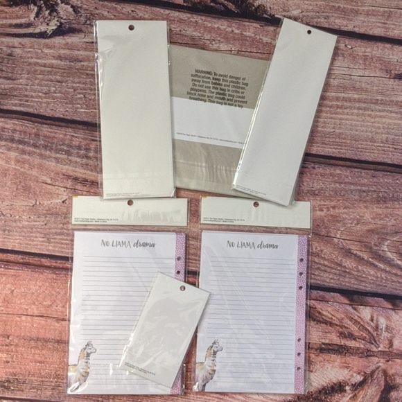 Planner binder blue floral with sheets lists - Picture 5 of 8